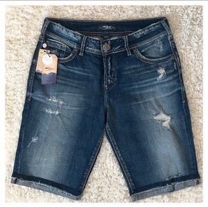 Silver Suki Bermuda Shorts NWT